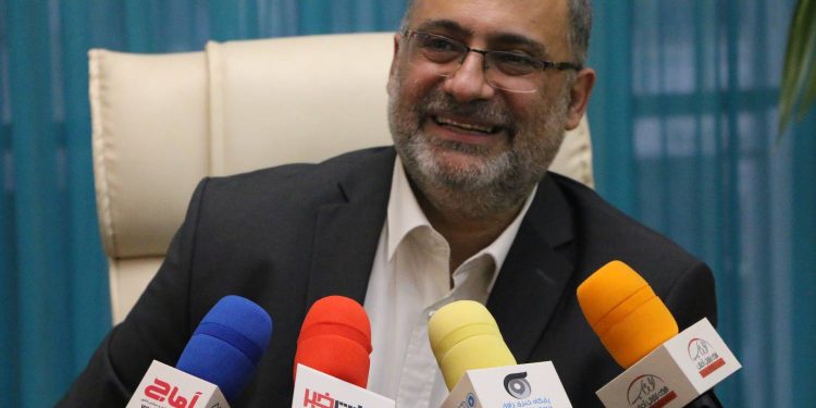 فرق آموزش مدیریت و کوچینگ مدیران