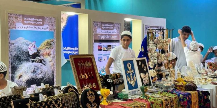 منطقه آزاد قشم با 20 بسته سرمایهگذاری به نمایشگاه گردشگری رسید (+فیلم)