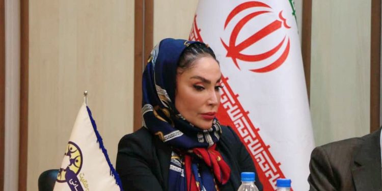 بنیانگذار اولین بیزینس کلاب رسمی ایران از مردم خسارت دیده جنگ، حمایت مادی و معنوی می کند